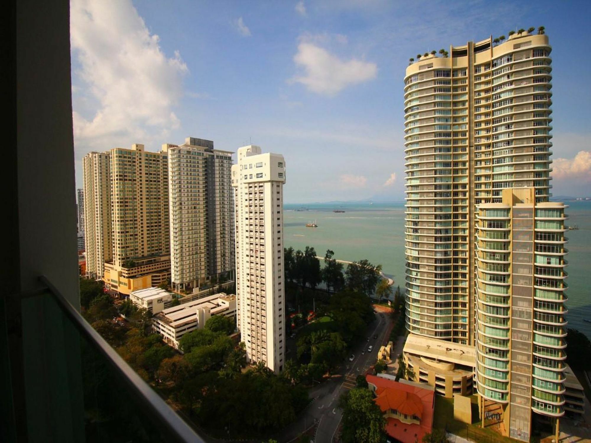 Mansion One Service Apartment George Town Exterior foto